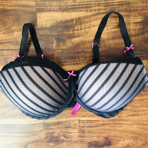 Betsey Johnson Other - Betsey Johnson Black & Pink Padded Bra-34DD